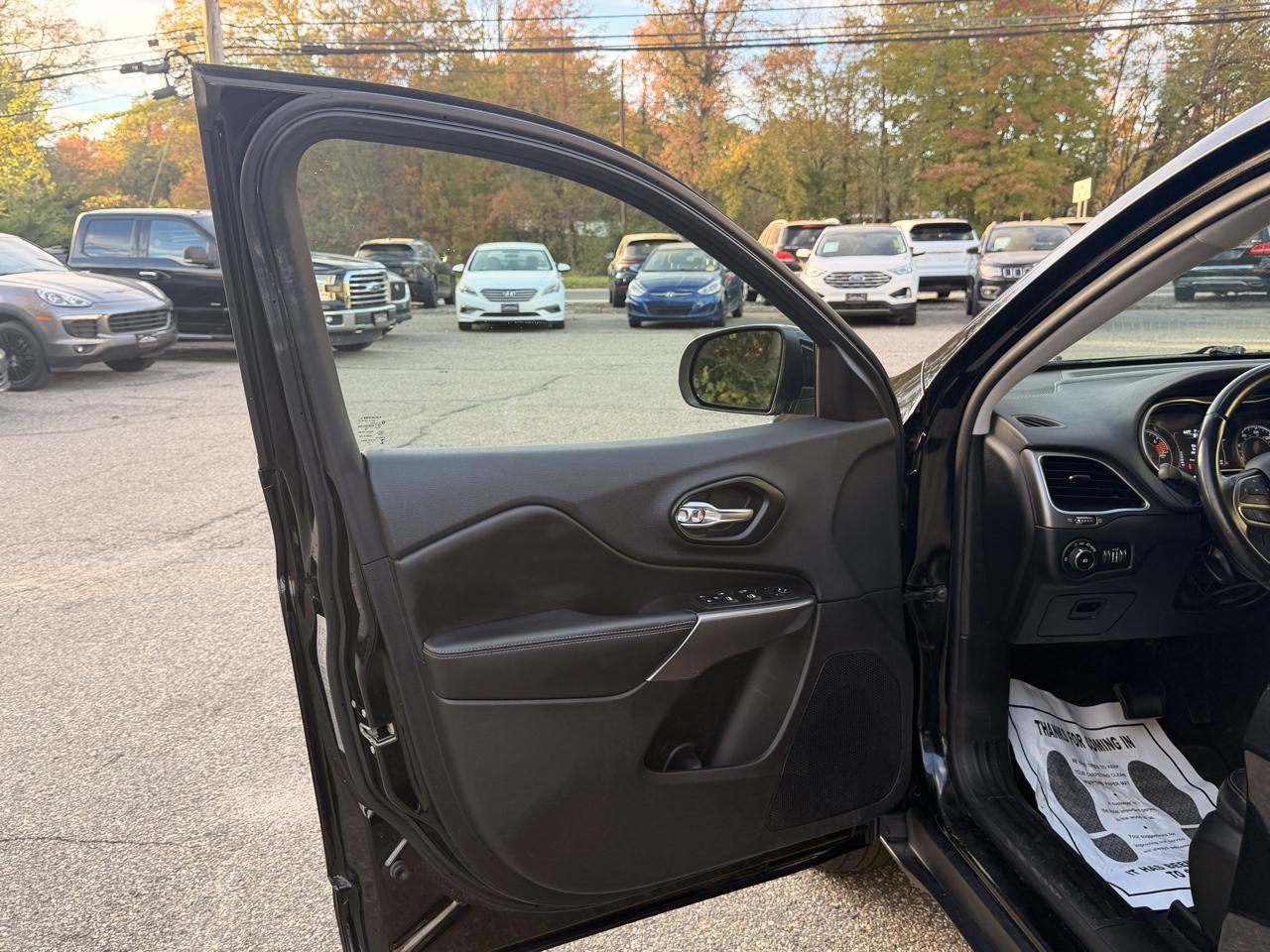 Jeep Cherokee Latitude Plus 4x4 2019