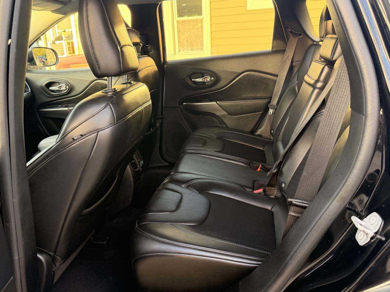 Jeep Cherokee Latitude Plus 4x4 2019
