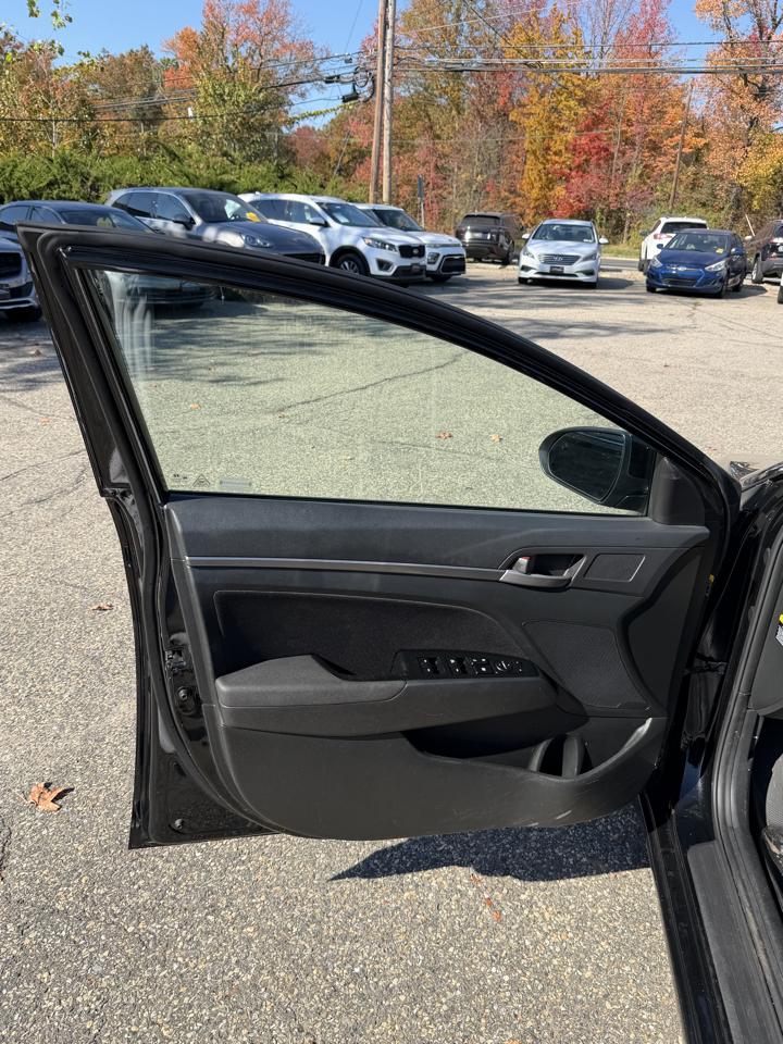 Hyundai Elantra Value Edition 2.0L Auto (Alabama) 2018