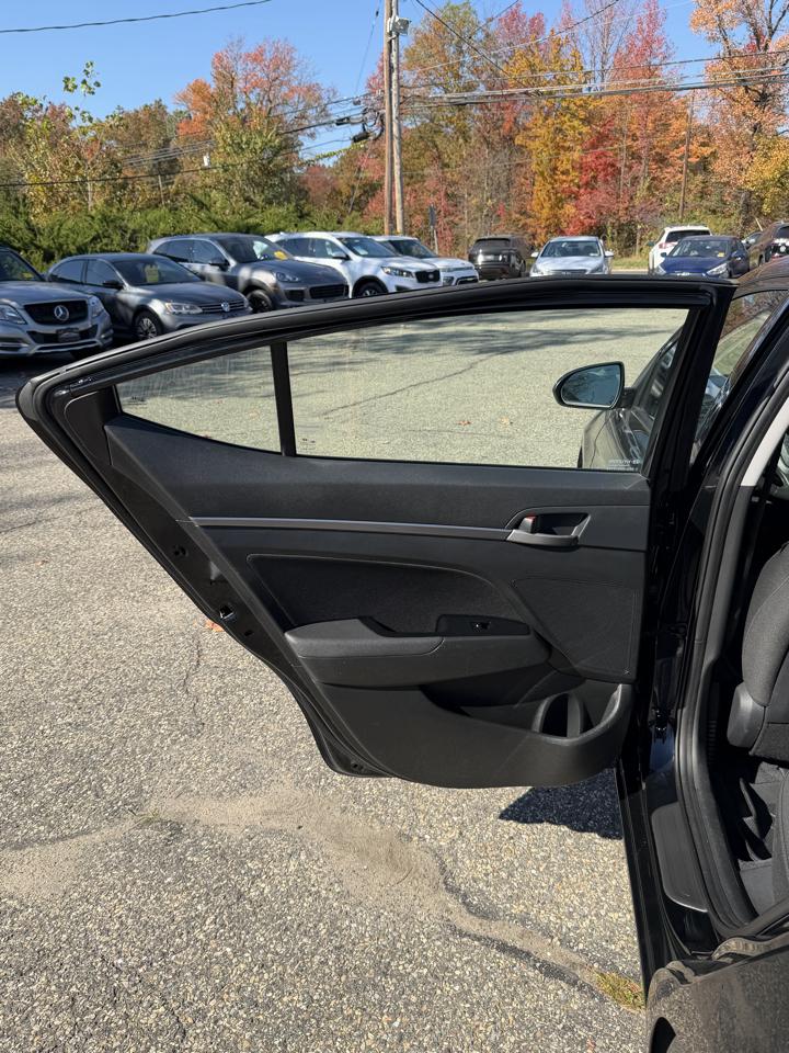 Hyundai Elantra Value Edition 2.0L Auto (Alabama) 2018