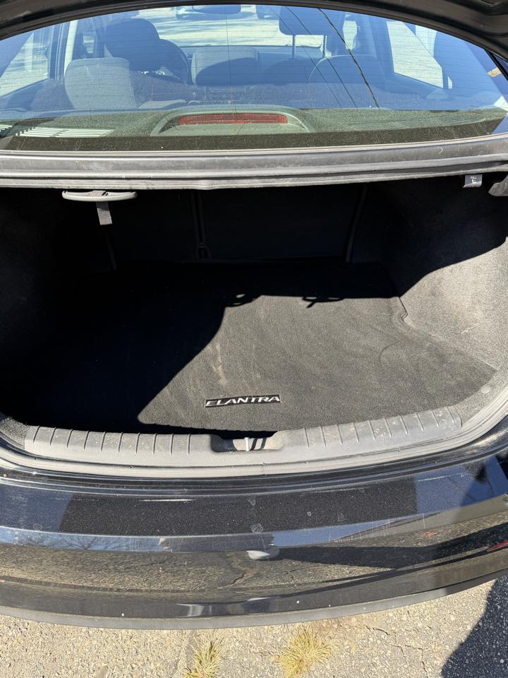 Hyundai Elantra Value Edition 2.0L Auto (Alabama) 2018