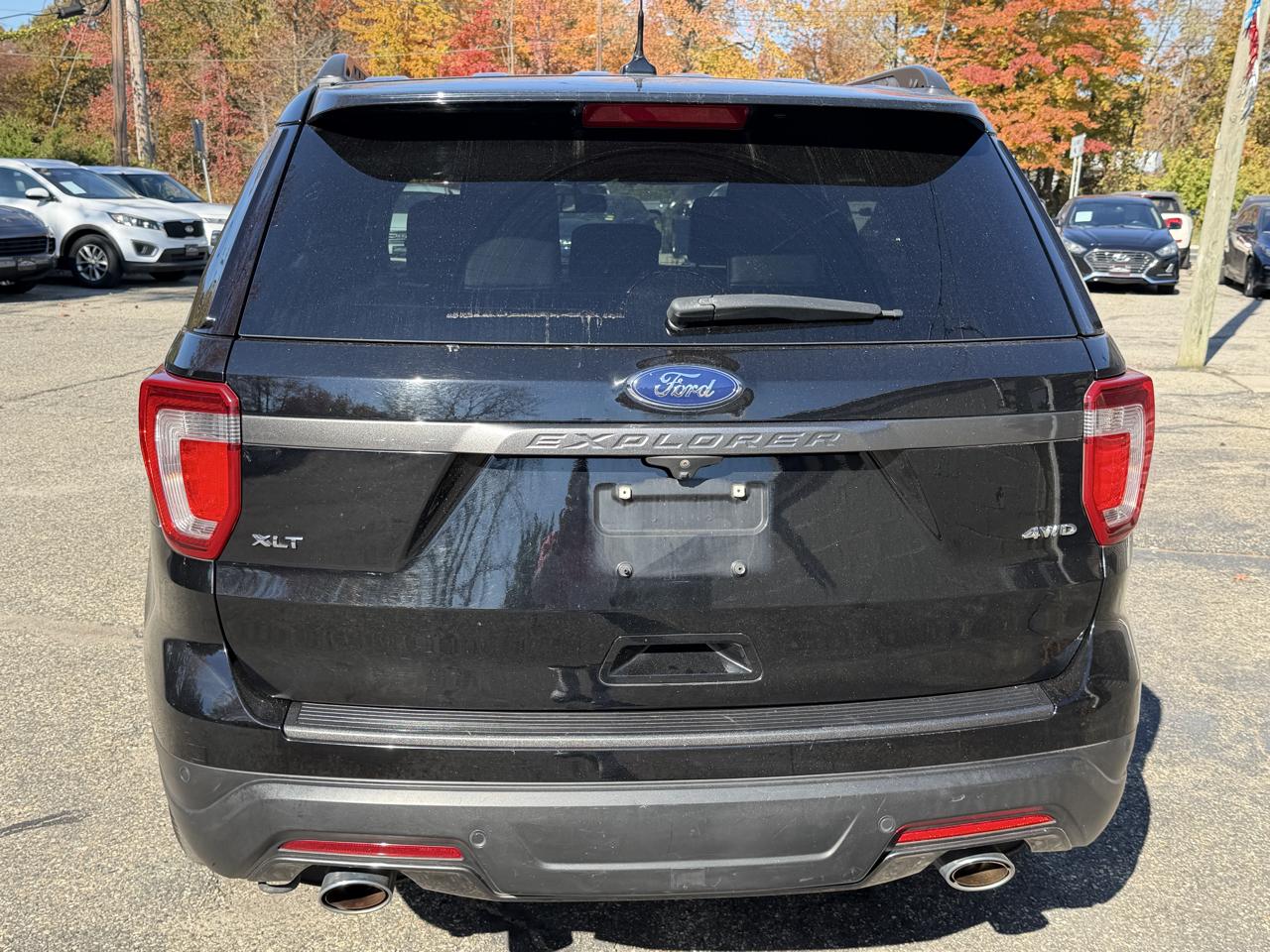 Ford Explorer 4dr 114" WB 4.0L XLT 4WD 2018
