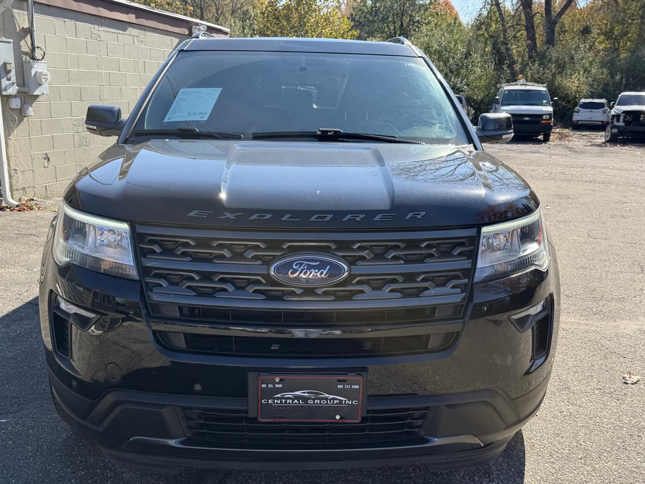 Ford Explorer 4dr 114" WB 4.0L XLT 4WD 2018