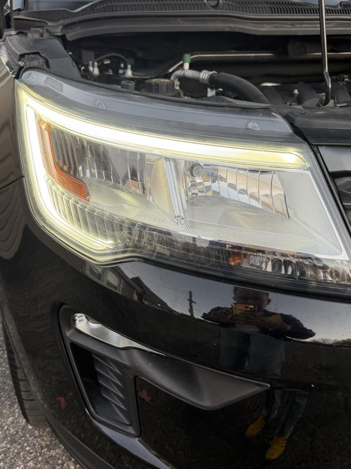 Ford Explorer 4dr 114" WB 4.0L XLT 4WD 2018