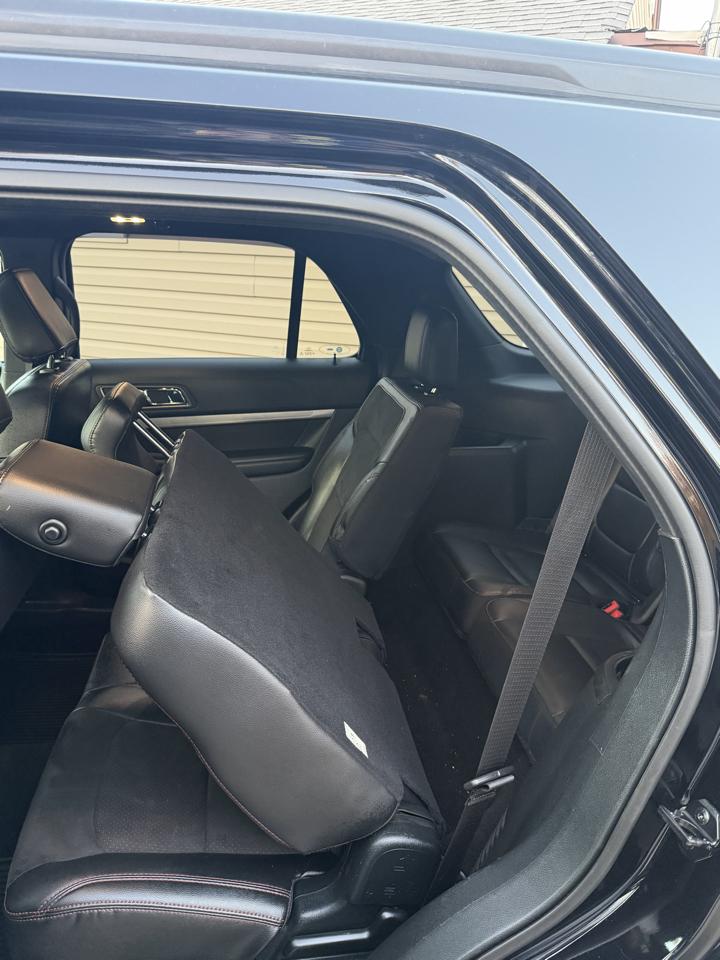 Ford Explorer 4dr 114" WB 4.0L XLT 4WD 2018