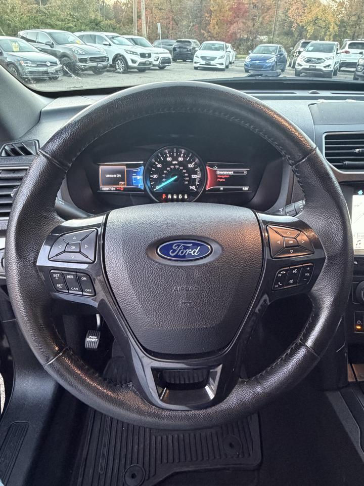Ford Explorer 4dr 114" WB 4.0L XLT 4WD 2018