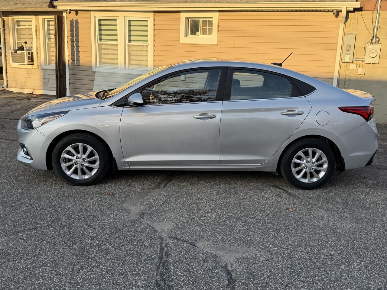 Hyundai Accent SEL Sedan Auto 2019