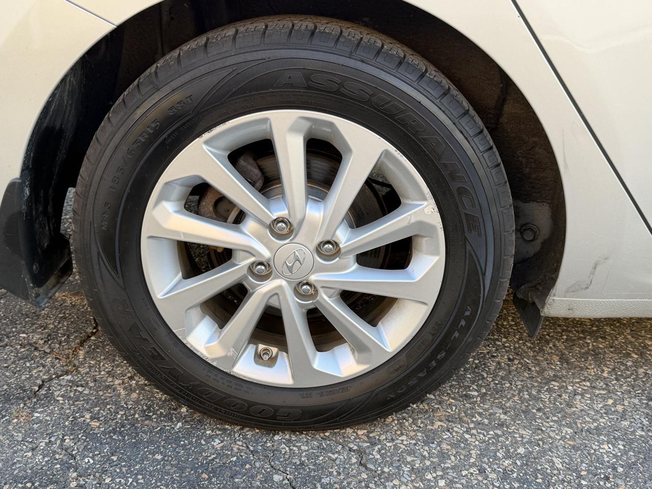 Hyundai Accent SEL Sedan Auto 2019