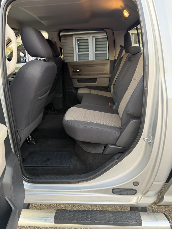 RAM 2500 4WD Crew Cab 149" SLT 2011