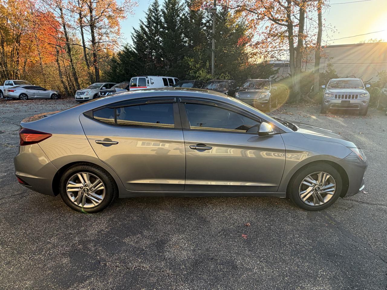 Hyundai Elantra Value Edition Auto 2019
