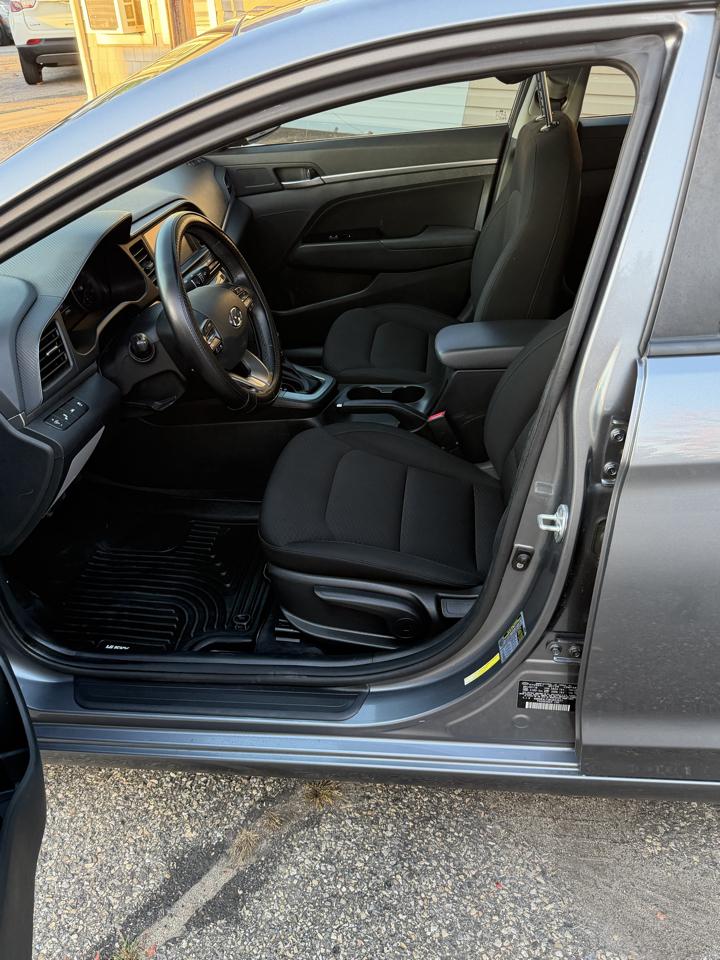 Hyundai Elantra Value Edition Auto 2019