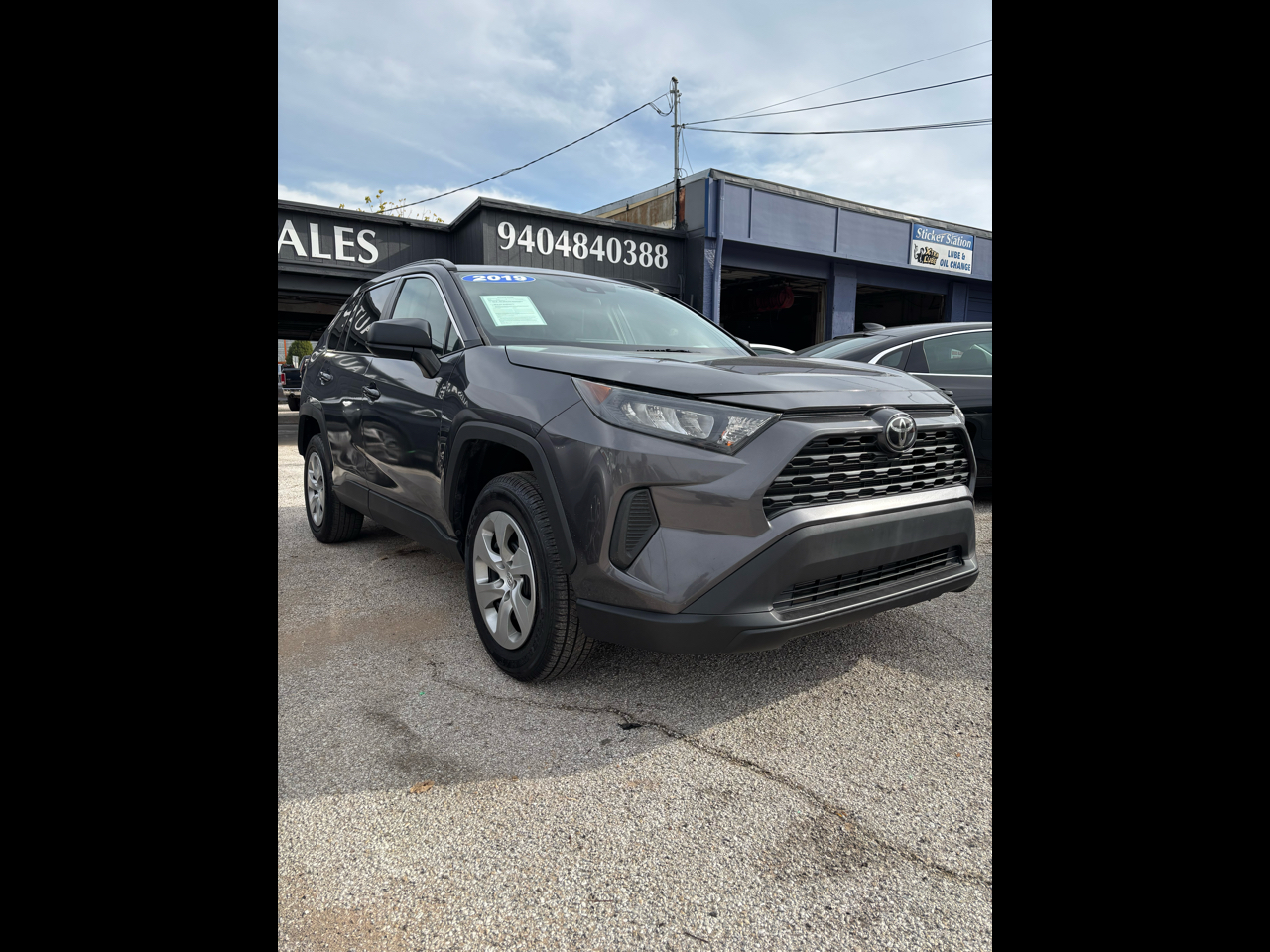 2019 Toyota RAV4 LE