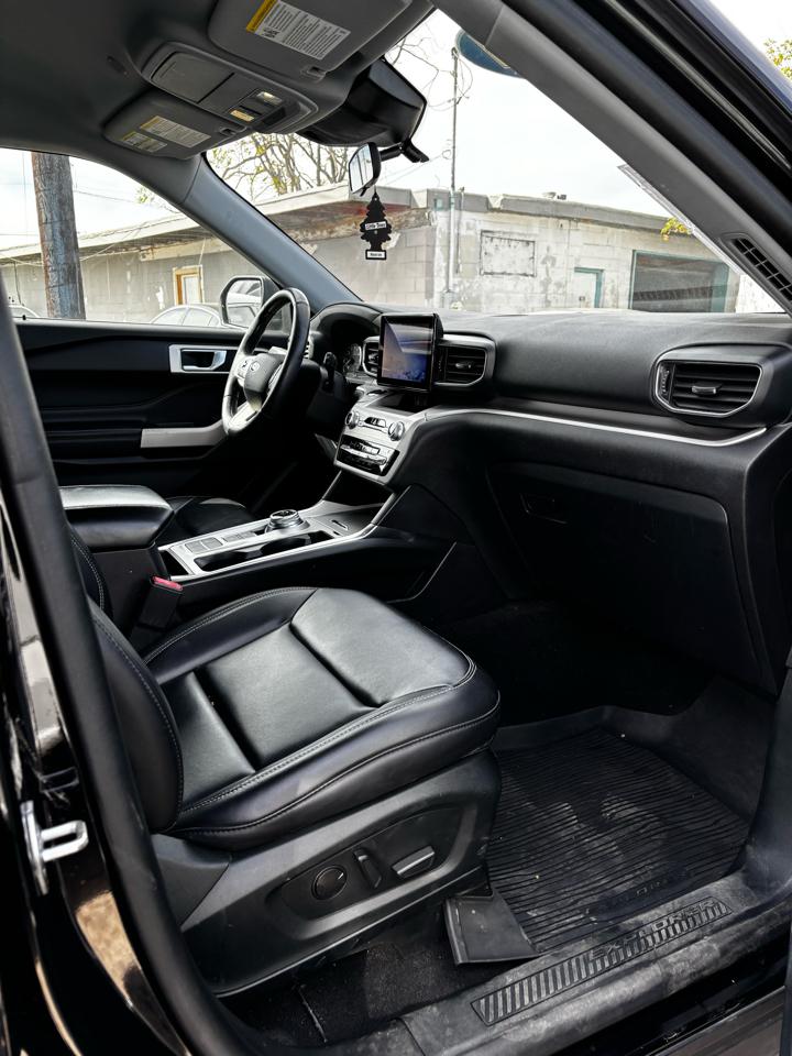 Ford Explorer XLT 2021