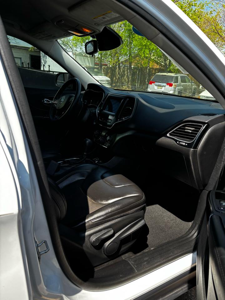 Jeep Cherokee Latitude Plus FWD 2021