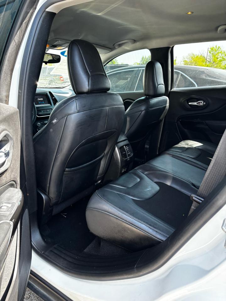 Jeep Cherokee Latitude Plus FWD 2021