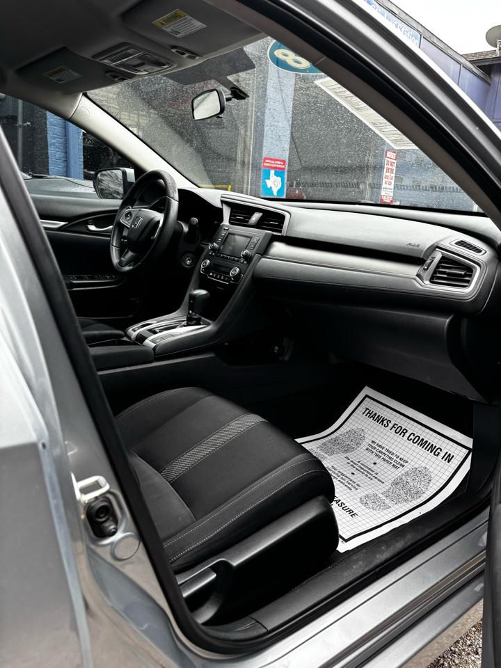 Honda Civic LX Sedan CVT 2018
