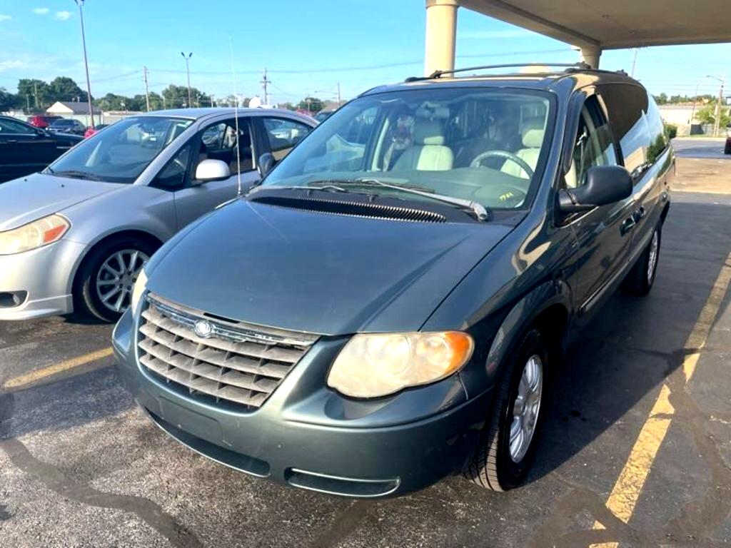 Chrysler Town & Country Touring 2005
