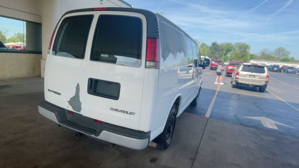 Chevrolet Express 2500 Cargo 1999