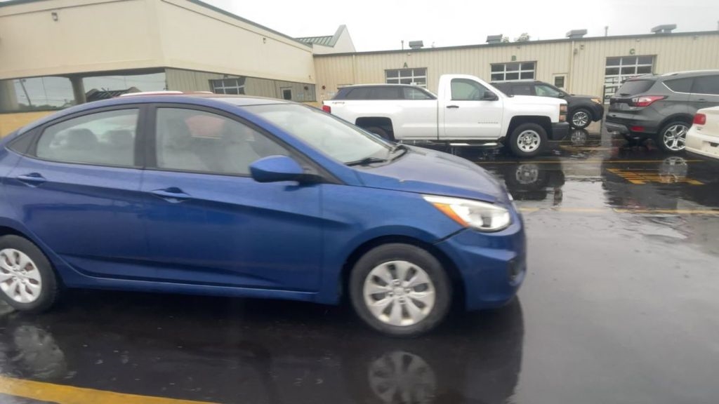 Hyundai Accent SE 4-Door 6A 2016 Hyundai Accent SE 4-Door 6A 2016