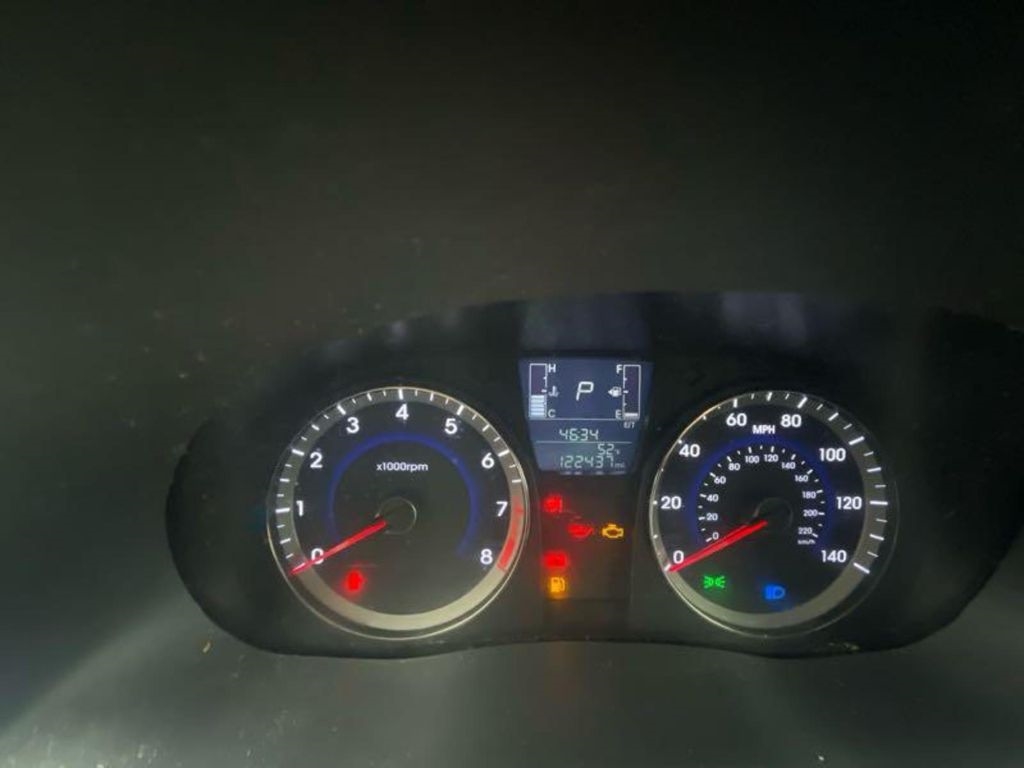 Hyundai Accent SE 4-Door 6A 2016 Hyundai Accent SE 4-Door 6A 2016