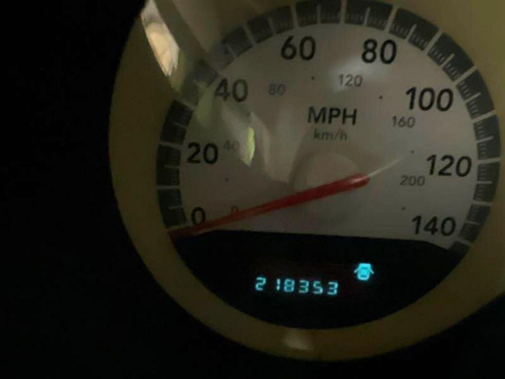 Dodge Charger SE 2008