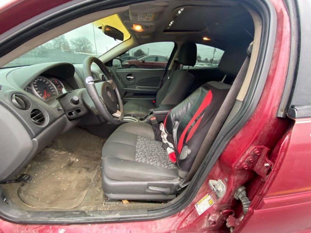 Pontiac Grand Prix Sedan 2007