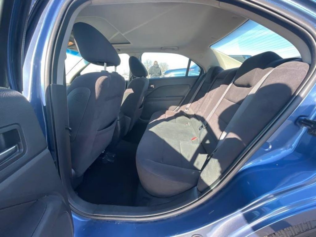 Ford Fusion I4 SE 2009