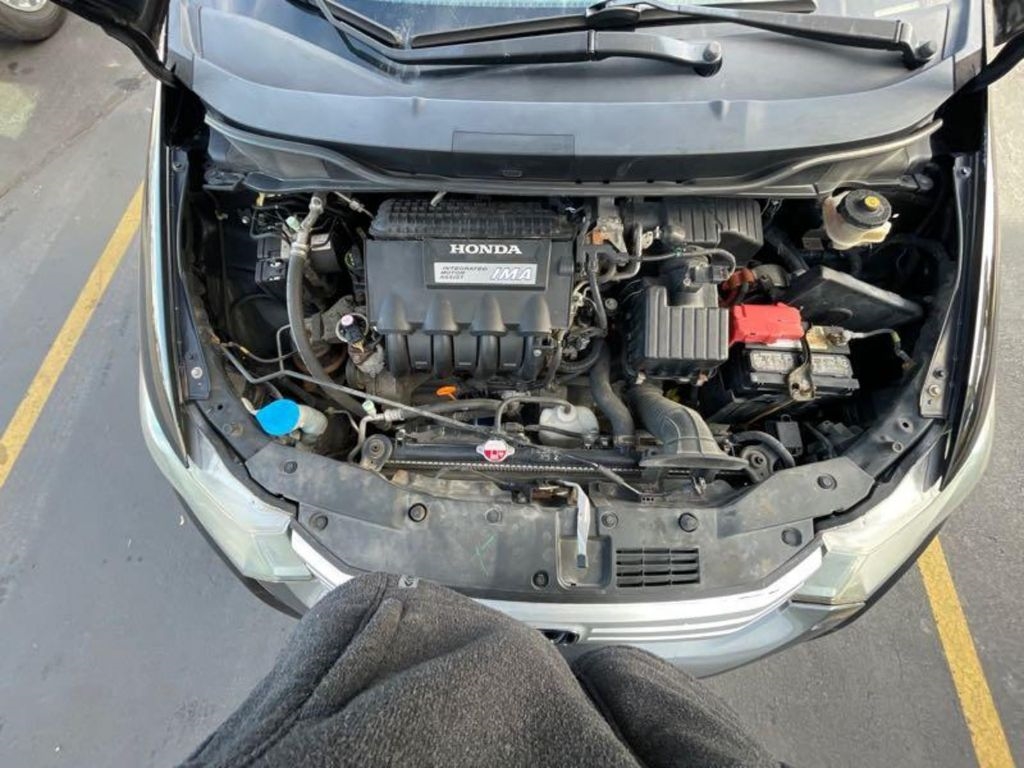 Honda Insight LX 2011