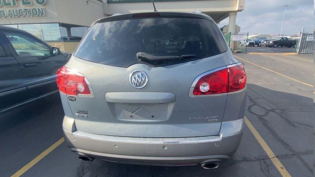 Buick Enclave CXL FWD 2008