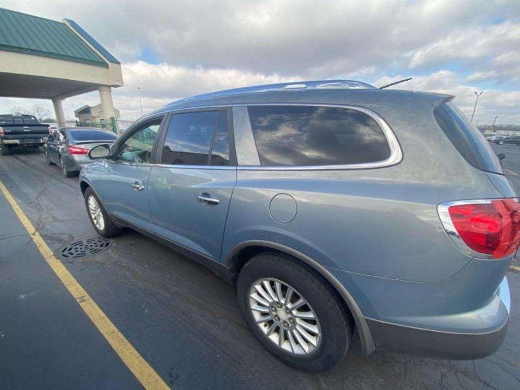 Buick Enclave CXL FWD 2008