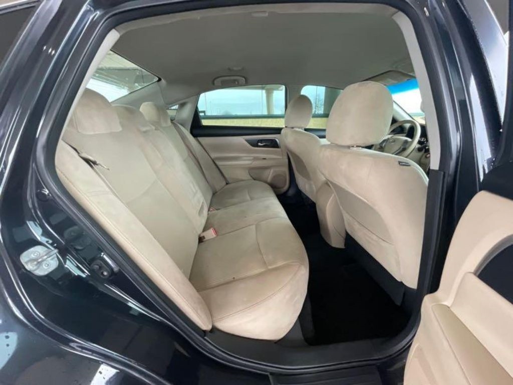 Nissan Altima 2.5 2015