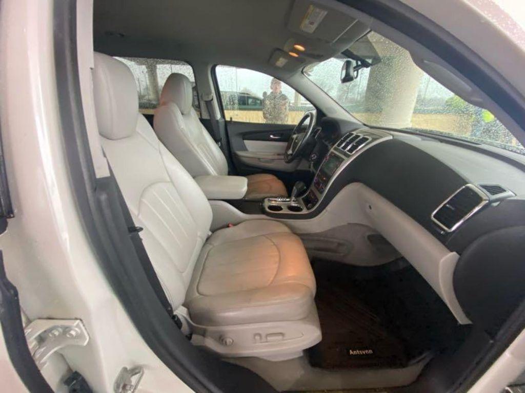 GMC Acadia SLT-2 AWD 2010