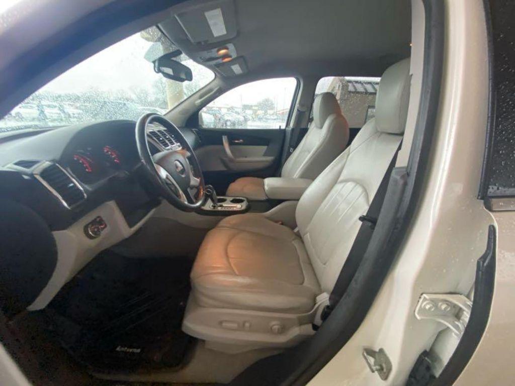 GMC Acadia SLT-2 AWD 2010