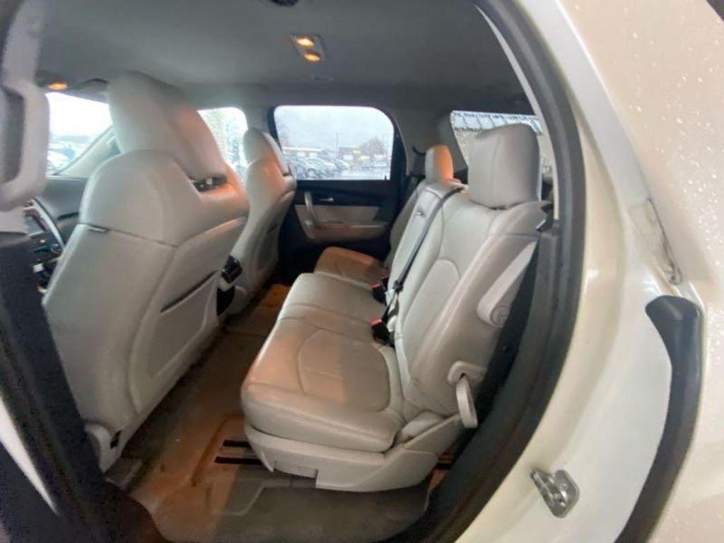 GMC Acadia SLT-2 AWD 2010