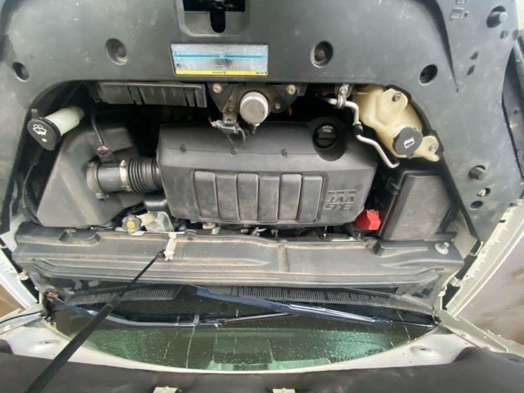 GMC Acadia SLT-2 AWD 2010