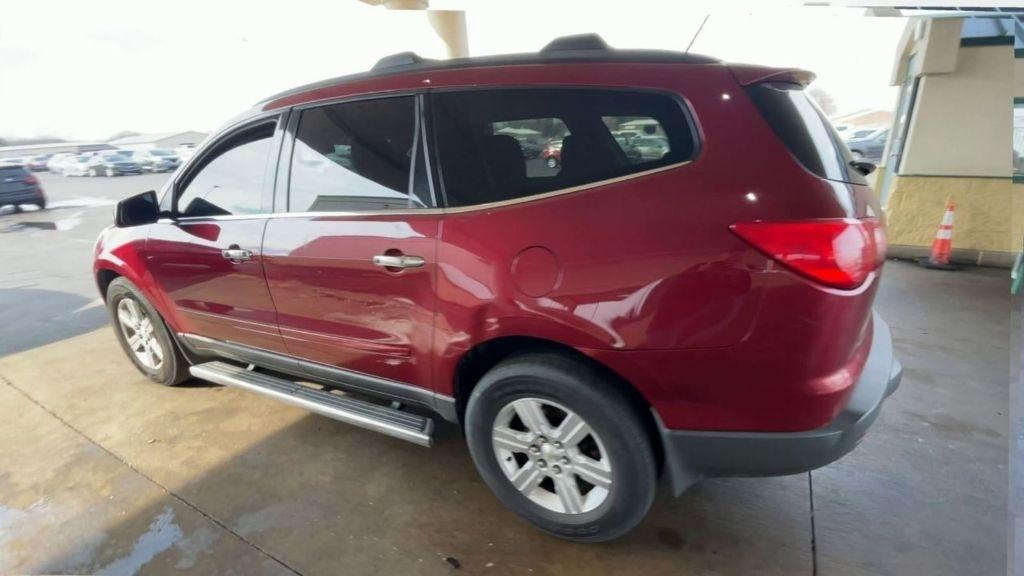 Chevrolet Traverse LT FWD 2011