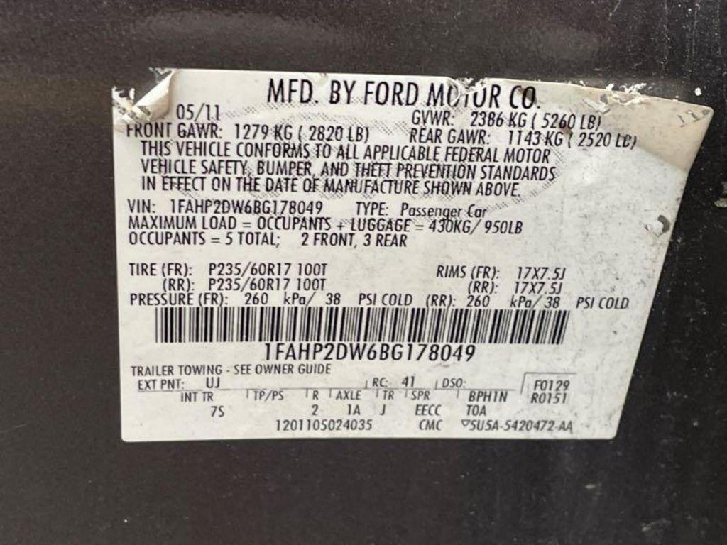 Ford Taurus SE FWD 2011