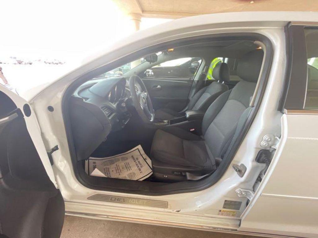 Chevrolet Malibu 1LT 2011