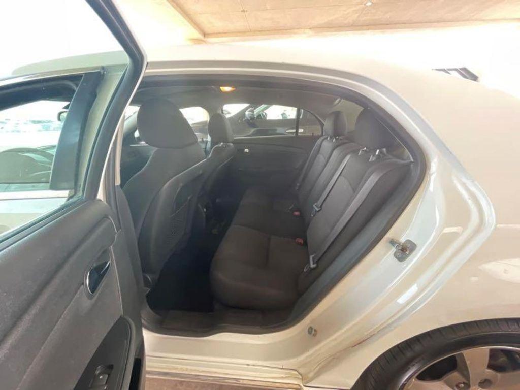 Chevrolet Malibu 1LT 2011