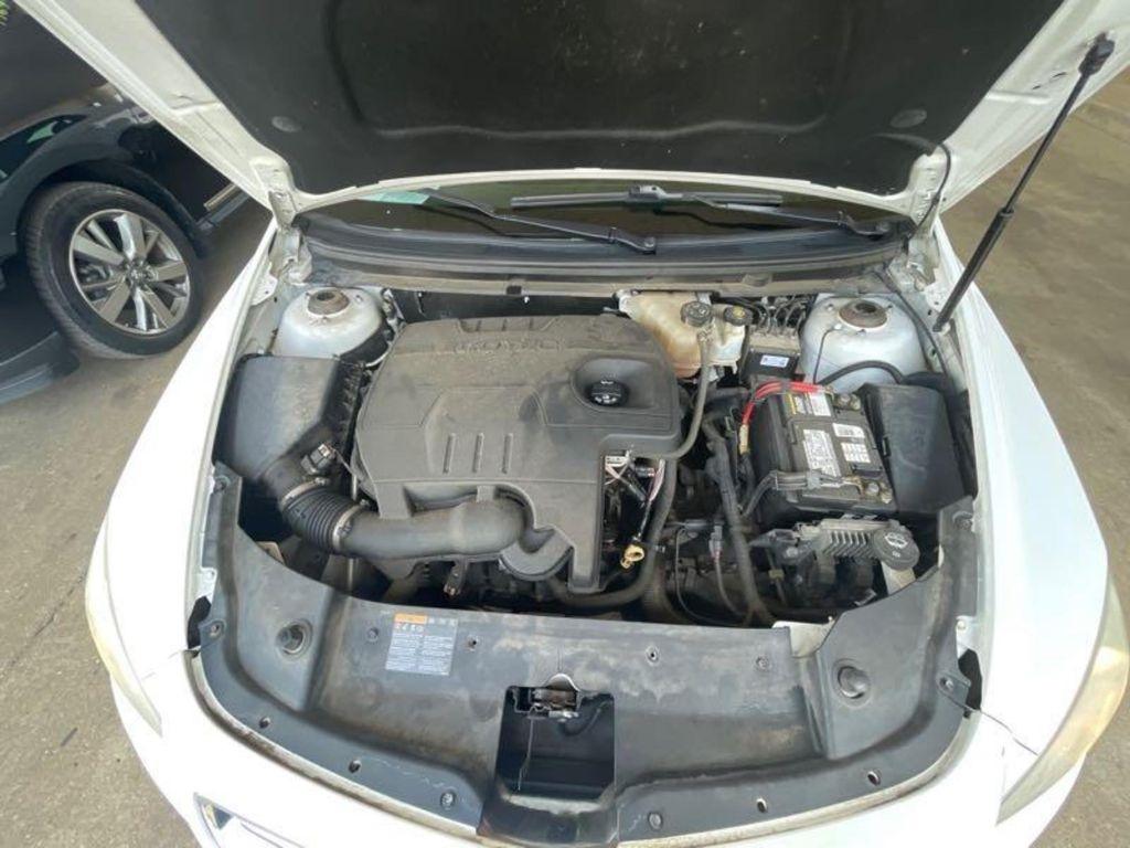 Chevrolet Malibu 1LT 2011