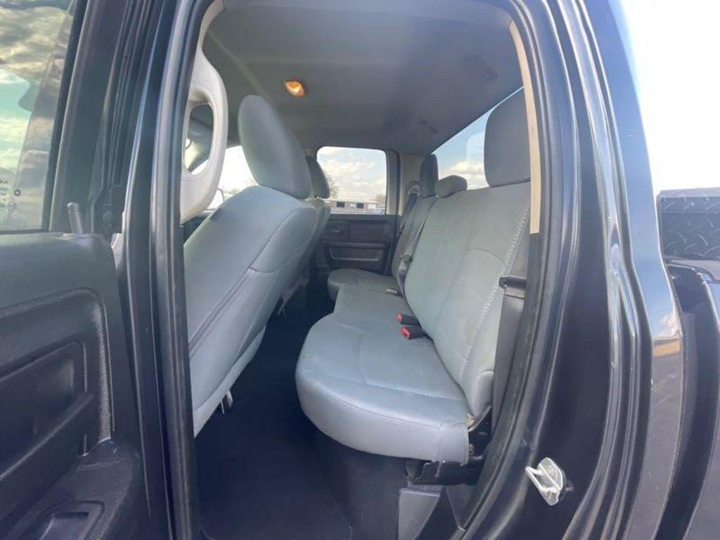 RAM 1500 Tradesman Quad Cab 2WD 2015