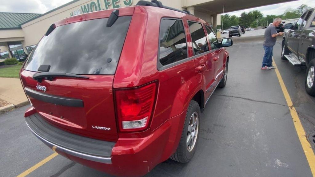 Jeep Grand Cherokee Laredo 4WD 2009