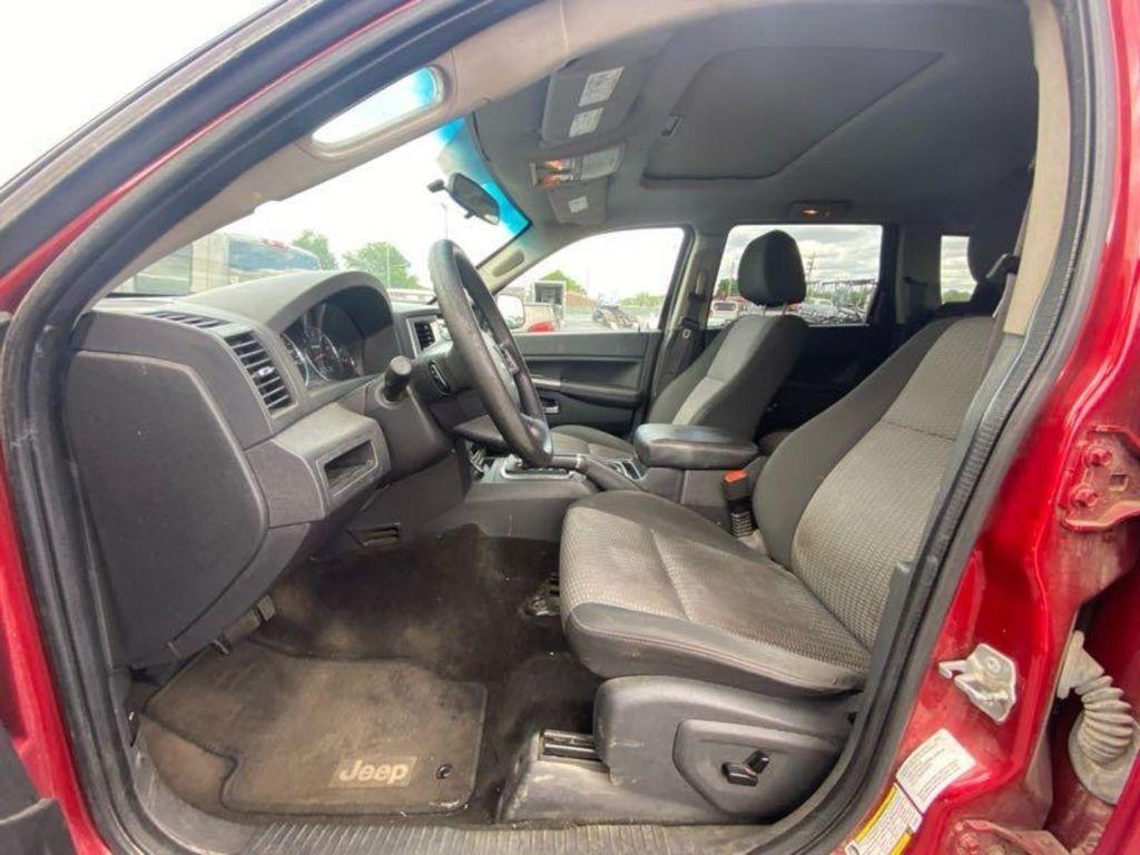 Jeep Grand Cherokee Laredo 4WD 2009