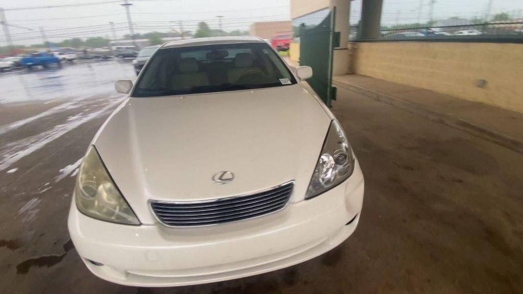 2005 Lexus ES 330 Sedan
