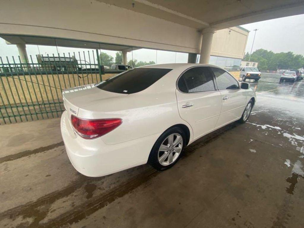 Lexus ES 330 Sedan 2005