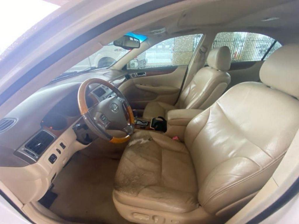 Lexus ES 330 Sedan 2005