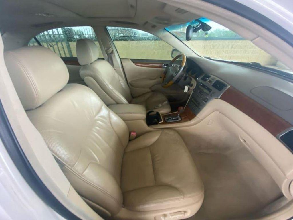 Lexus ES 330 Sedan 2005