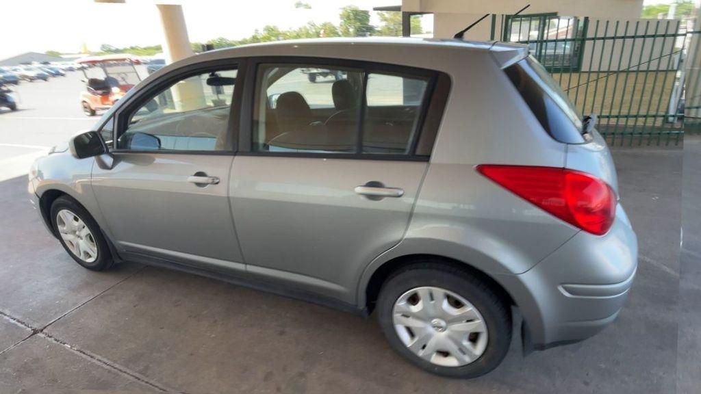 2011 Nissan Versa 