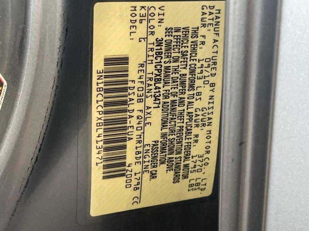 Nissan Versa  2011