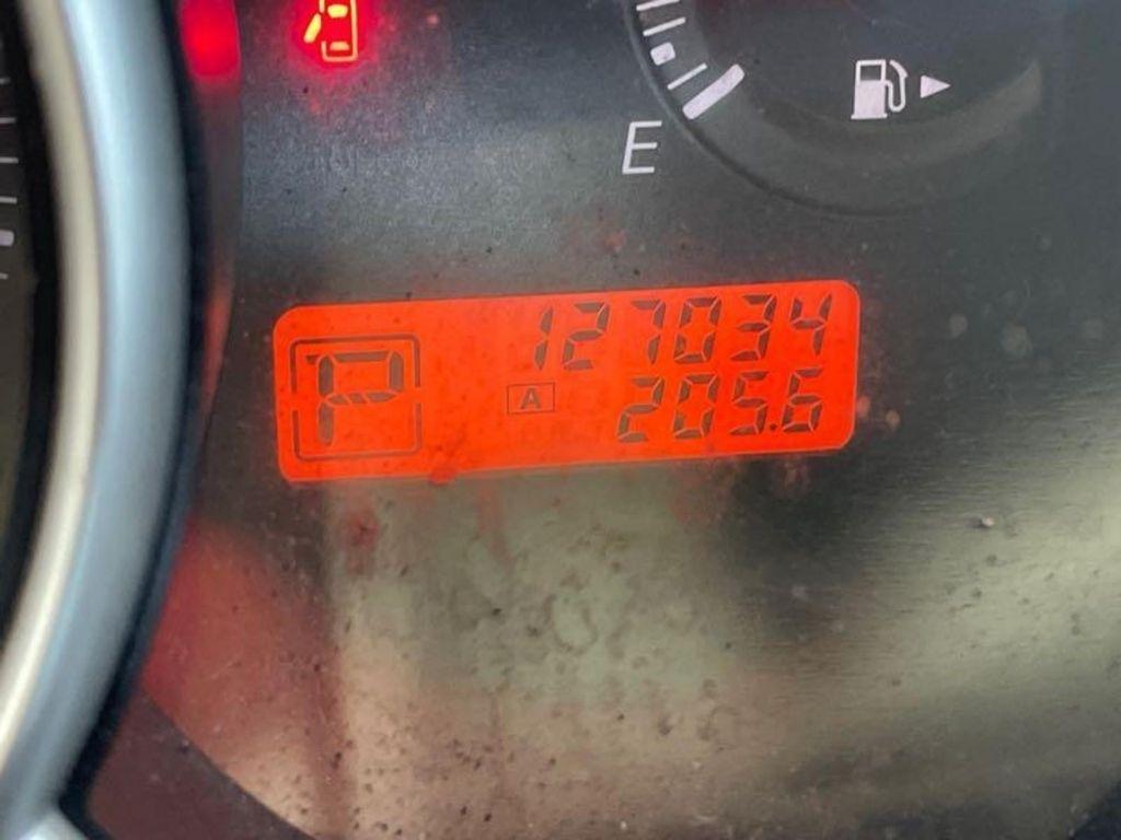 Nissan Versa  2011